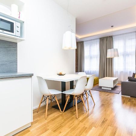 Top Location Old Town Brand New 2Bd Apartment ปราก ภายนอก รูปภาพ