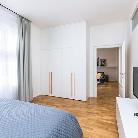 Top Location Old Town Brand New 2Bd Apartment ปราก ภายนอก รูปภาพ