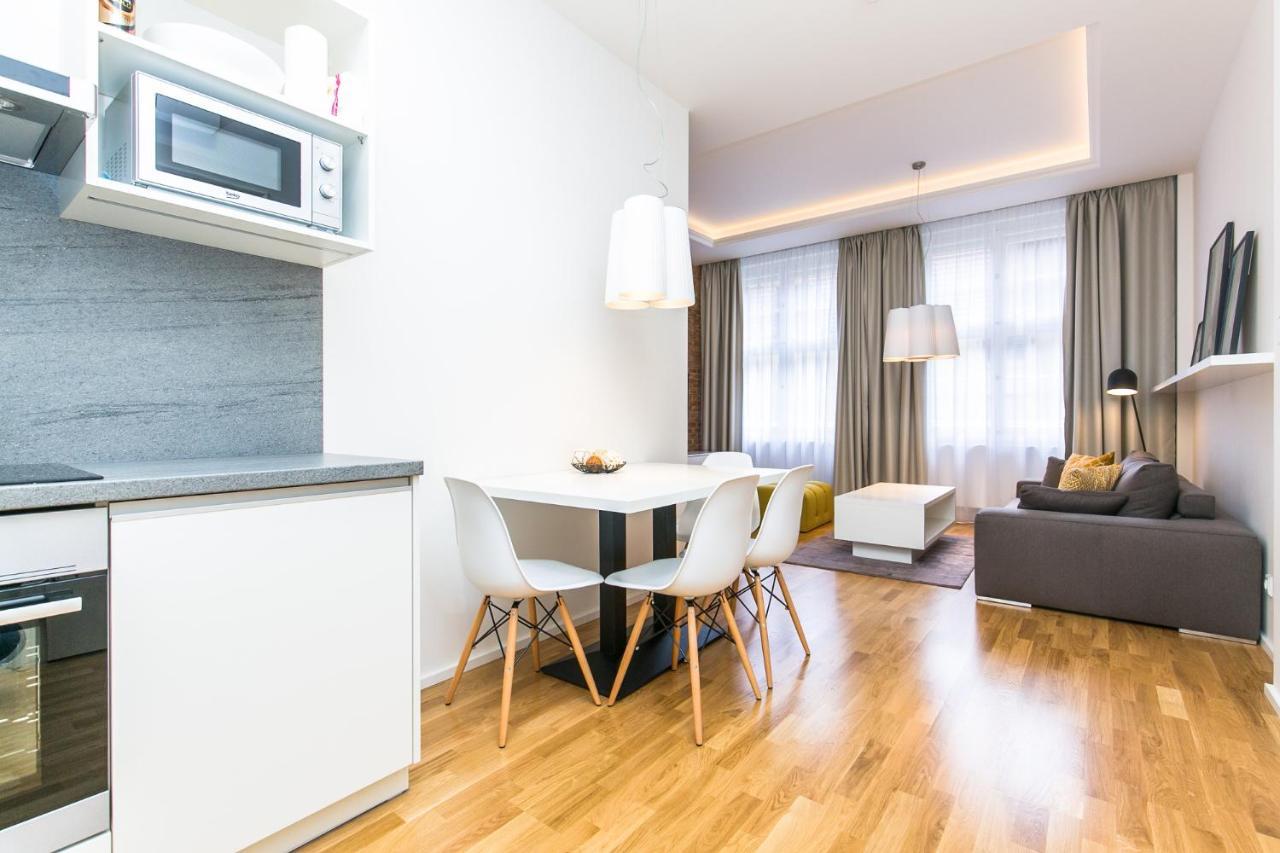 Top Location Old Town Brand New 2Bd Apartment ปราก ภายนอก รูปภาพ