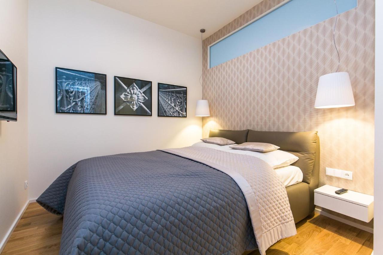 Top Location Old Town Brand New 2Bd Apartment ปราก ภายนอก รูปภาพ