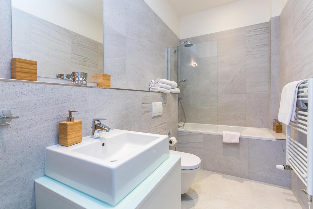 Top Location Old Town Brand New 2Bd Apartment ปราก ภายนอก รูปภาพ